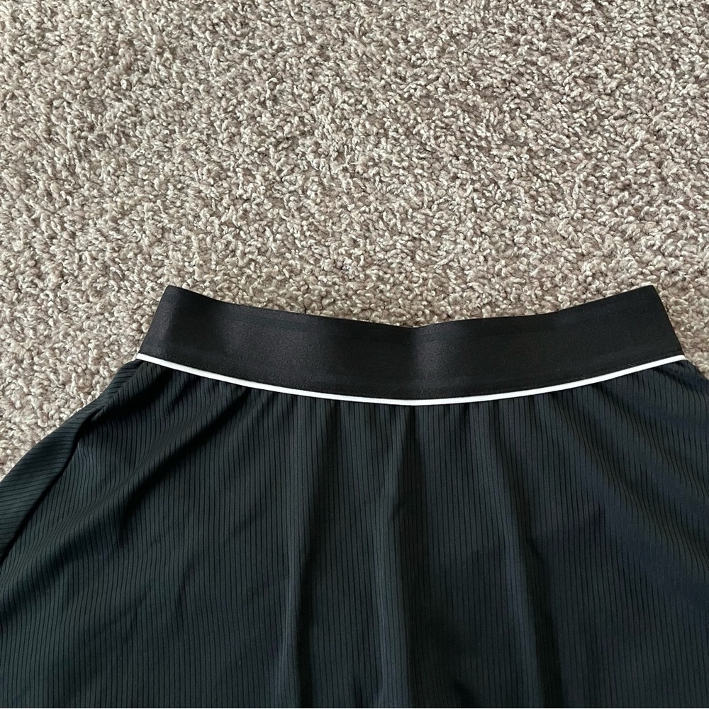 NWOT Women's Nike Court Flouncy Tennis Skirt w/ Shorts size Small in Black - Picture 5 of 8
